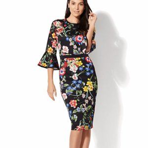 Piped bell sleeved semi-formal dress